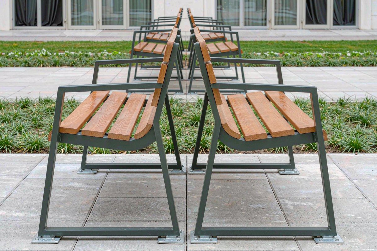 Park Bench Procurement Guide: How to Specify, Compare and Buy Public Benches