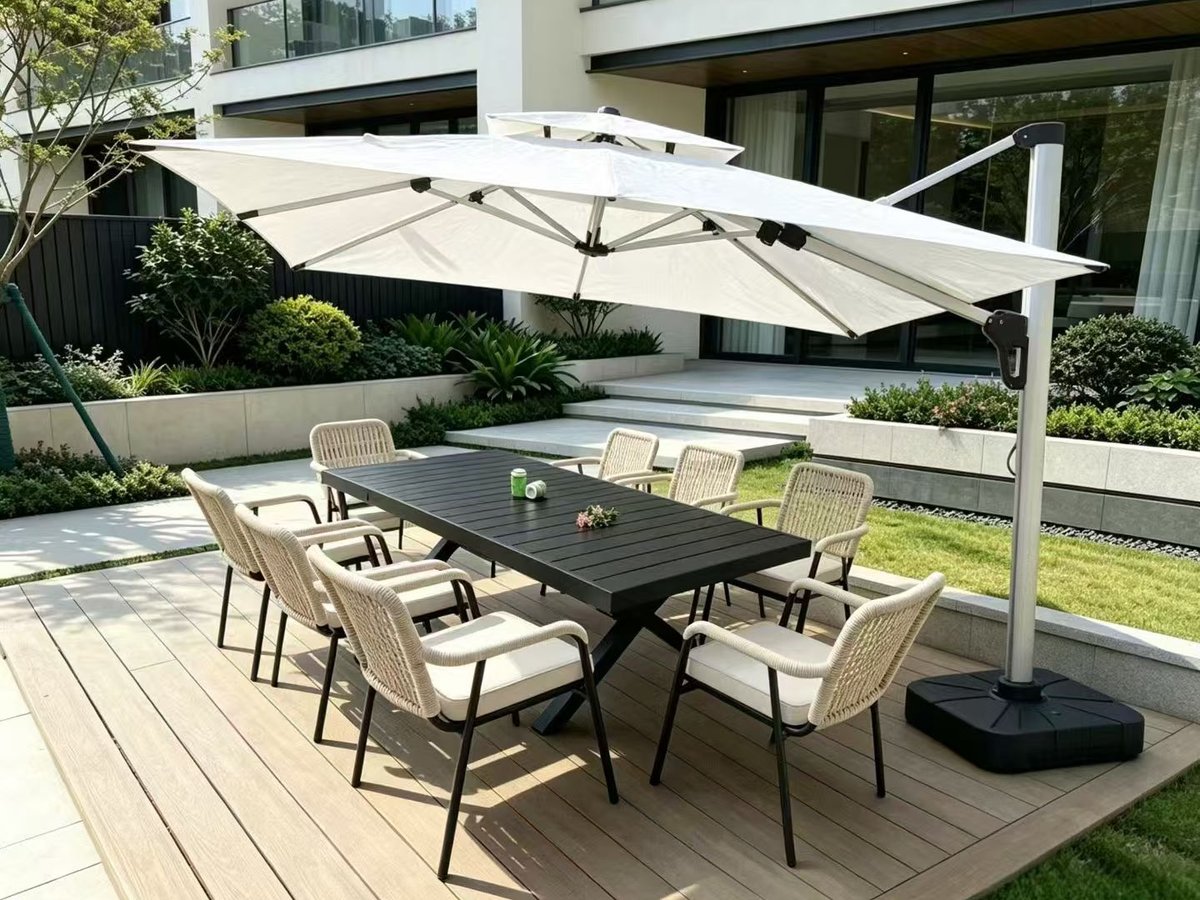 Grand Cantilever Parasol Dining Set