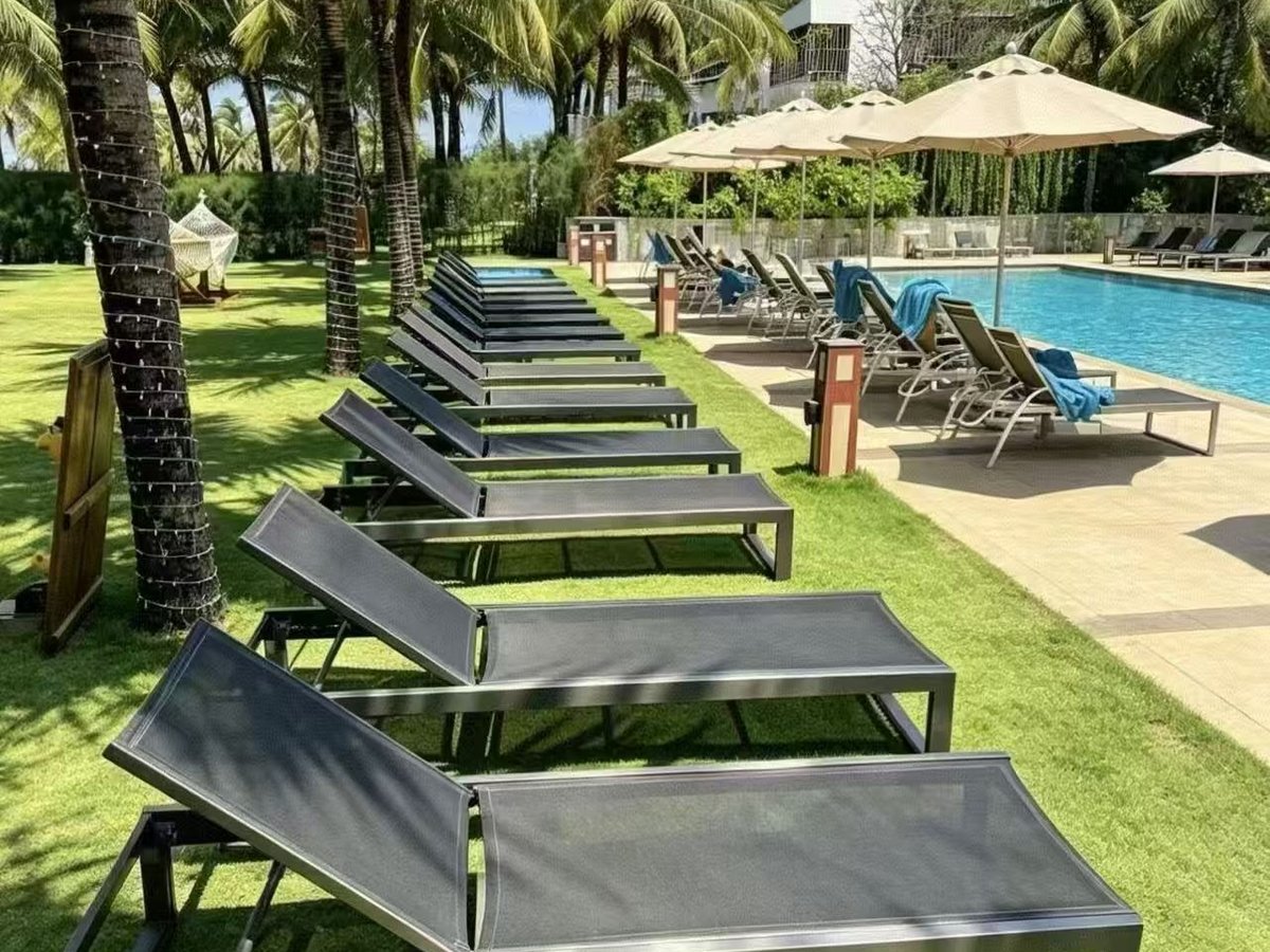 Mesh Sun Lounger